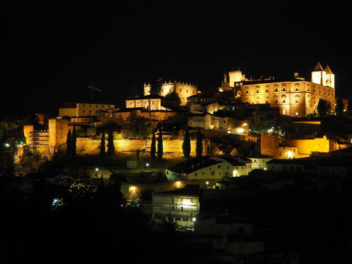 Las Mejores Vistas De Caceres At Azahar Exteriör bild